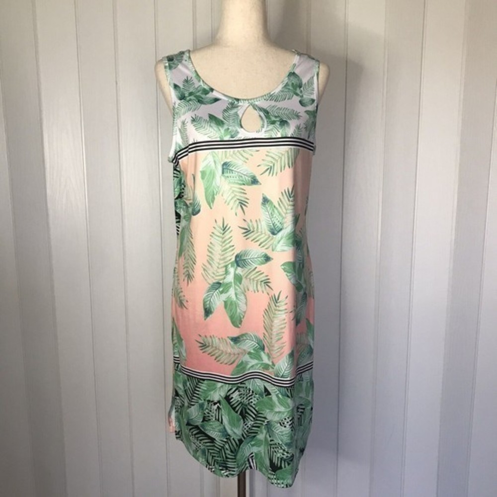 Paradise Bay Women's Size M Sleeveless Dress White W/Green‎ Palm Trees